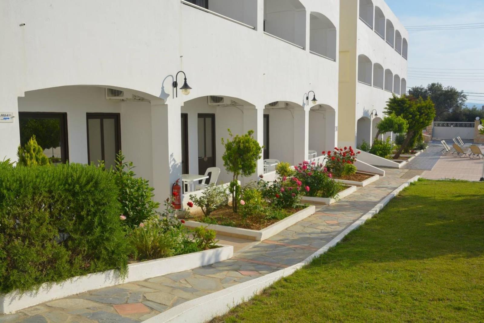 Adel Paradise Adelianos Kampos Exteriér fotografie